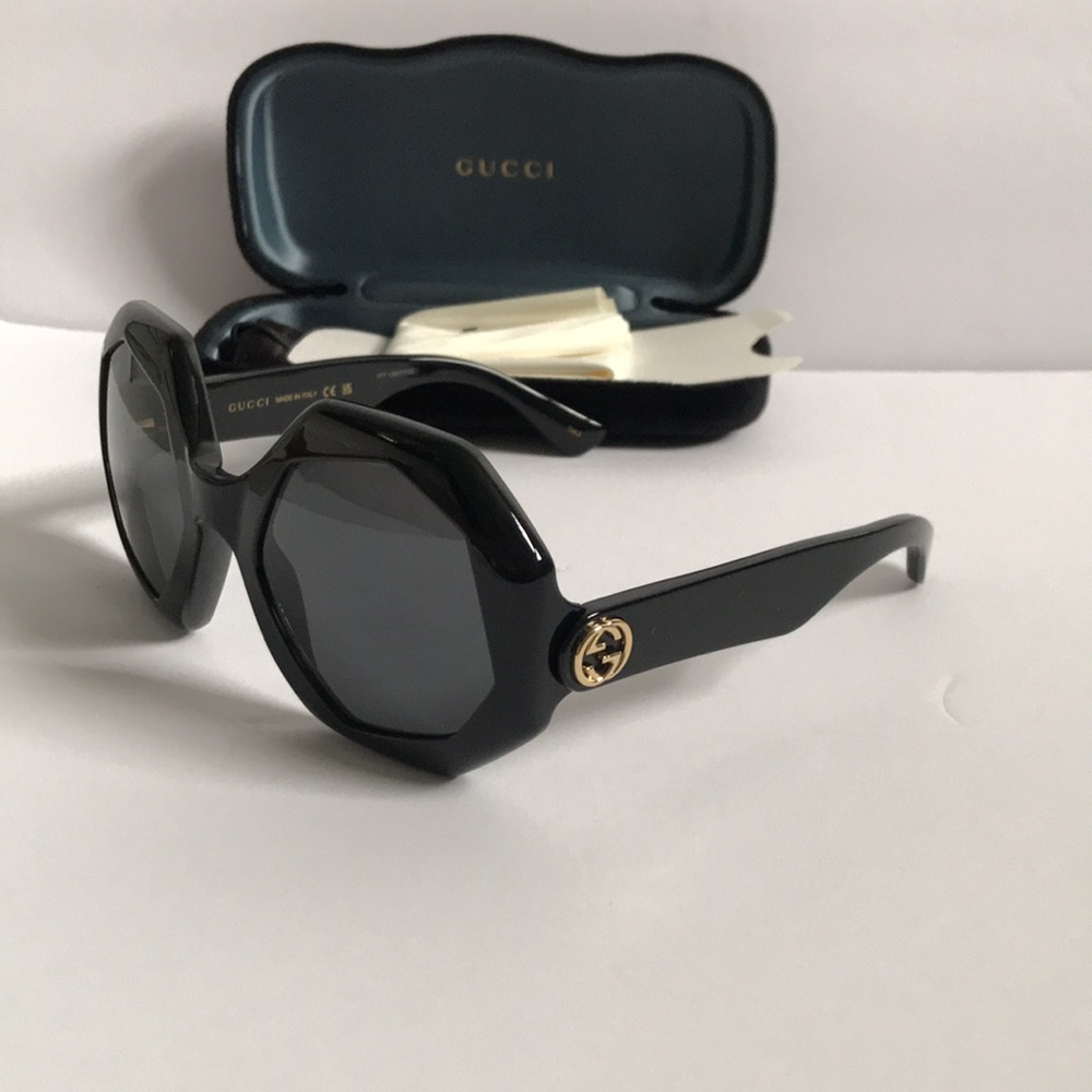 New Authentic Gucci Women's Black Oversized Octagonal Sunglasses